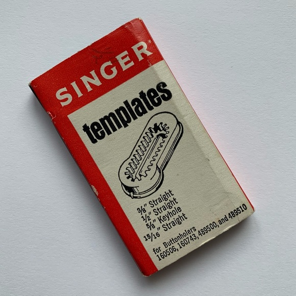 VINTAGE Singer Buttonhole Metal Plates Set of 4 for Sewing Attachment Templates - Picture 2 of 6